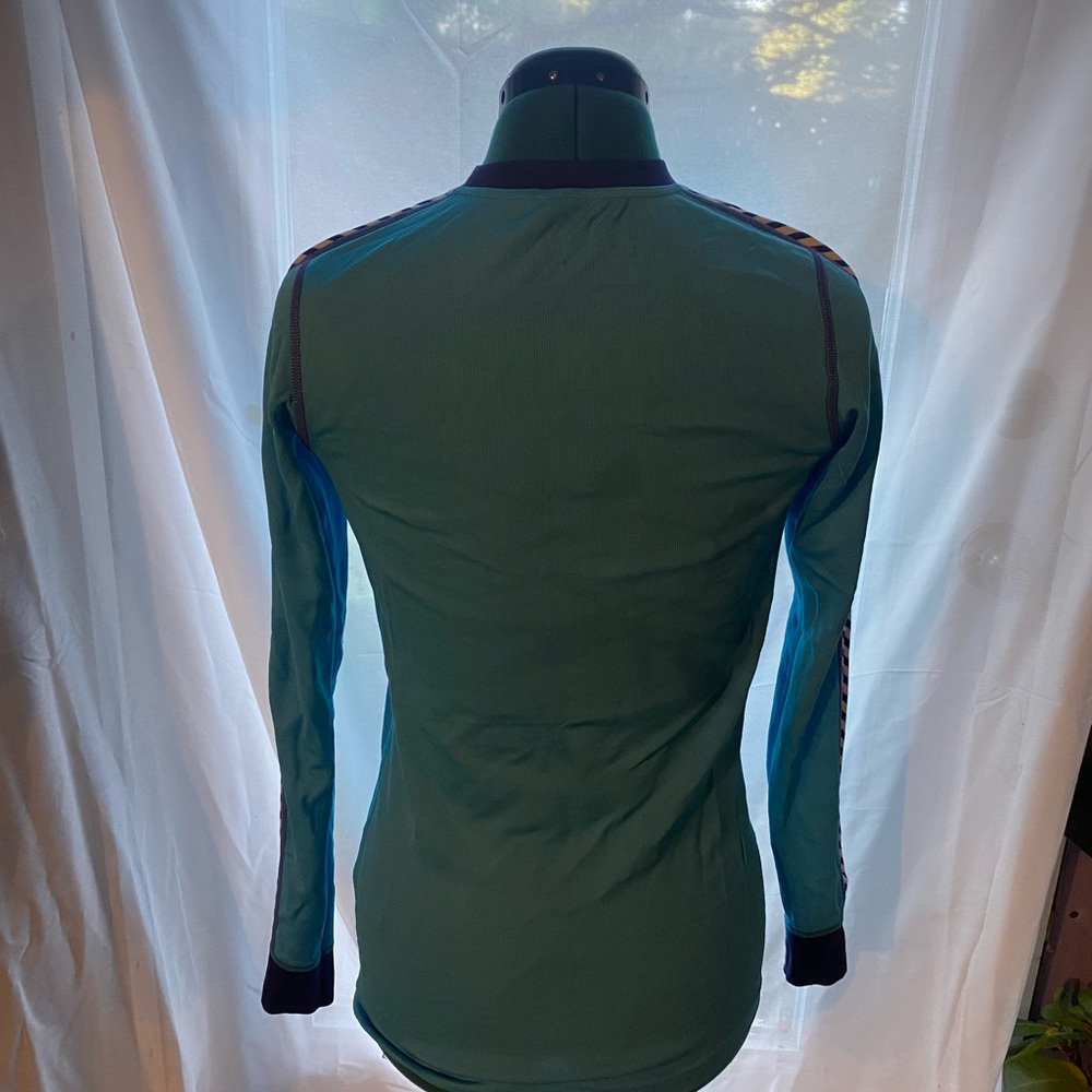 Helly Hansen ski base layer, small, like new - Picture 4 of 5